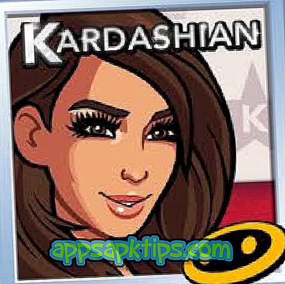 Parsisiųsti Kim Kardashian hollywood Kompiuteryje